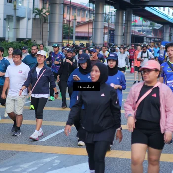 Runner Photo 5024192