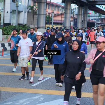 Runner Photo 5024193
