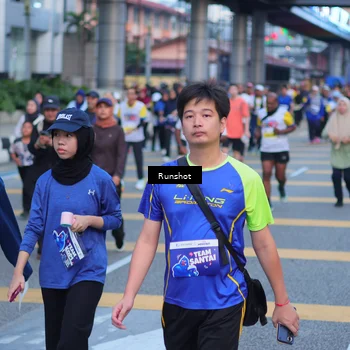Runner Photo 5024222
