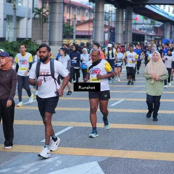 Runner Photo 5024235