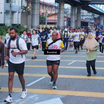 Runner Photo 5024244