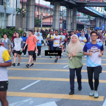 Runner Photo 5024255