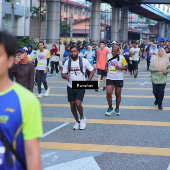 Runner Photo 5024270