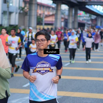 Runner Photo 5024274