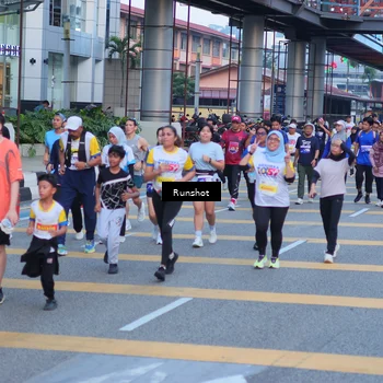 Runner Photo 5024275