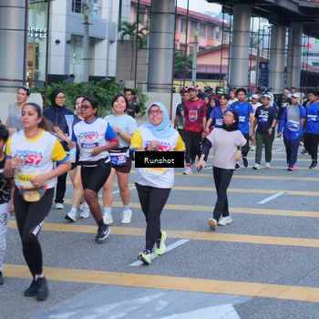 Runner Photo 5024295