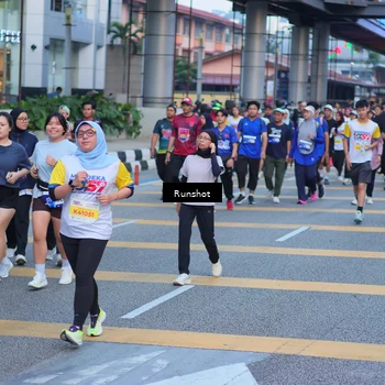Runner Photo 5024299
