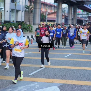 Runner Photo 5024301
