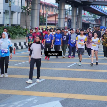 Runner Photo 5024305