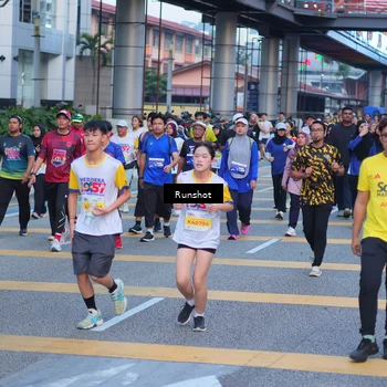 Runner Photo 5024340