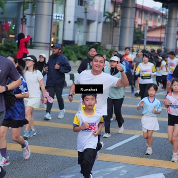 Runner Photo 5024411
