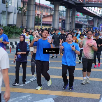 Runner Photo 5024502
