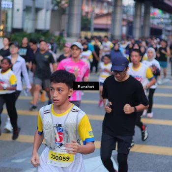 Runner Photo 5024543