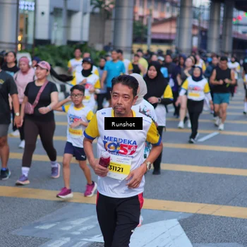 Runner Photo 5024567
