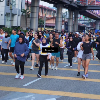 Runner Photo 5024596