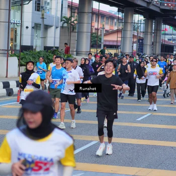 Runner Photo 5025472