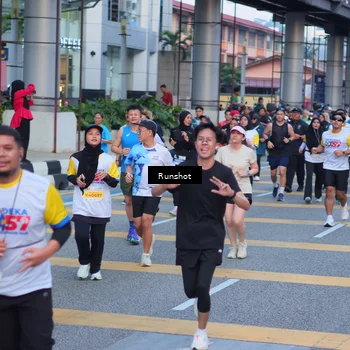 Runner Photo 5025475