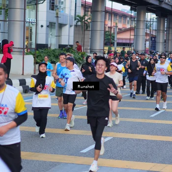 Runner Photo 5025476