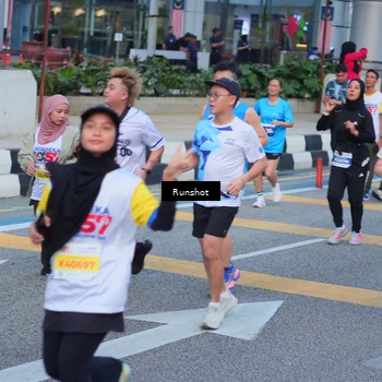 Runner Photo 5025501