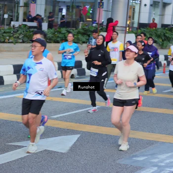Runner Photo 5025505