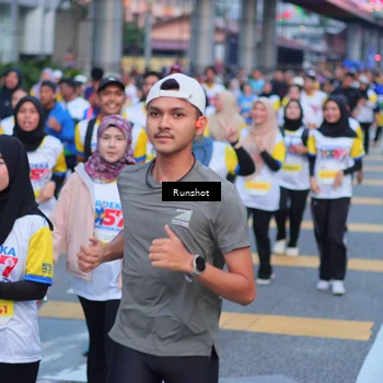 Runner Photo 5025608