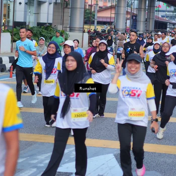 Runner Photo 5025654