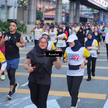 Runner Photo 5025670