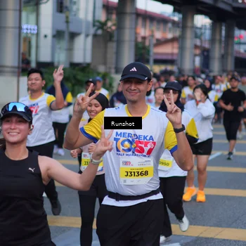 Runner Photo 5025789