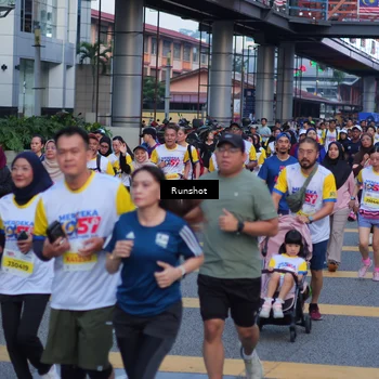 Runner Photo 5025824