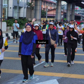 Runner Photo 5025885