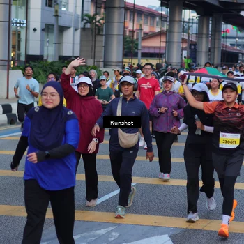 Runner Photo 5025889