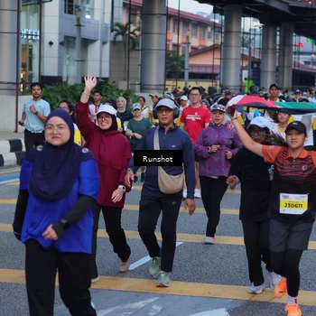 Runner Photo 5025893