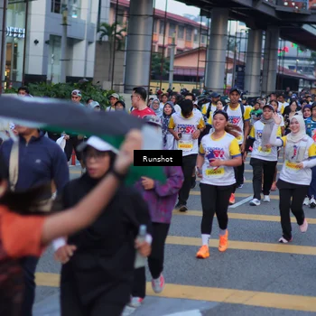 Runner Photo 5025903