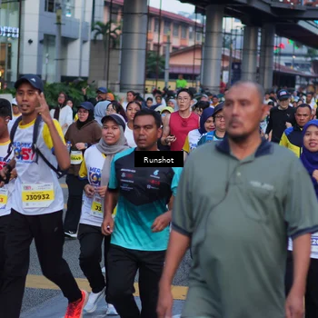 Runner Photo 5025948