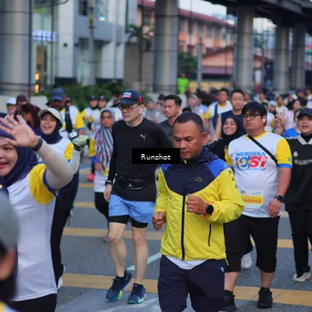 Runner Photo 5025955