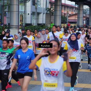 Runner Photo 5025990