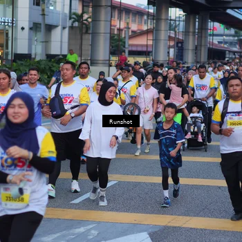 Runner Photo 5025999