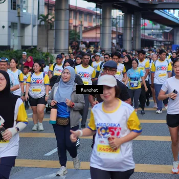 Runner Photo 5026074