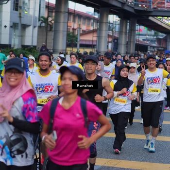 Runner Photo 5026268