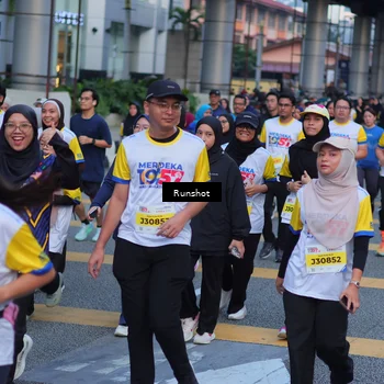 Runner Photo 5026304