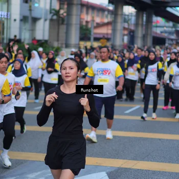 Runner Photo 5026499