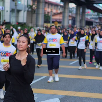 Runner Photo 5026501