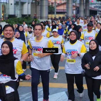 Runner Photo 5026584