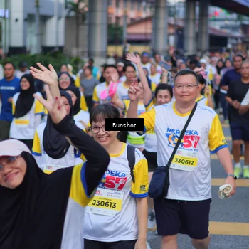 Runner Photo 5026618