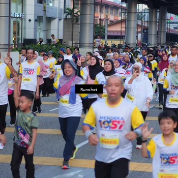 Runner Photo 5026676