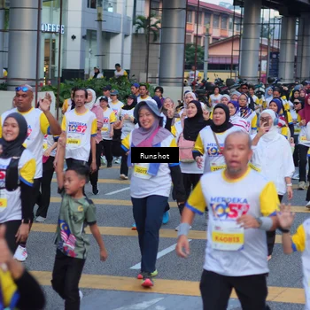 Runner Photo 5026677