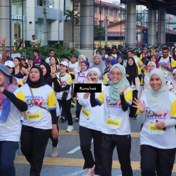 Runner Photo 5026696