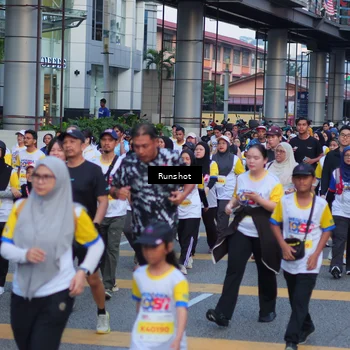 Runner Photo 5026894