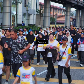 Runner Photo 5026899