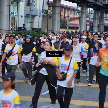 Runner Photo 5026903